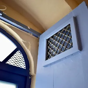 Centre Pied-a-terre Near Food Market And Walking Distance To Bus Terminus Appartamento